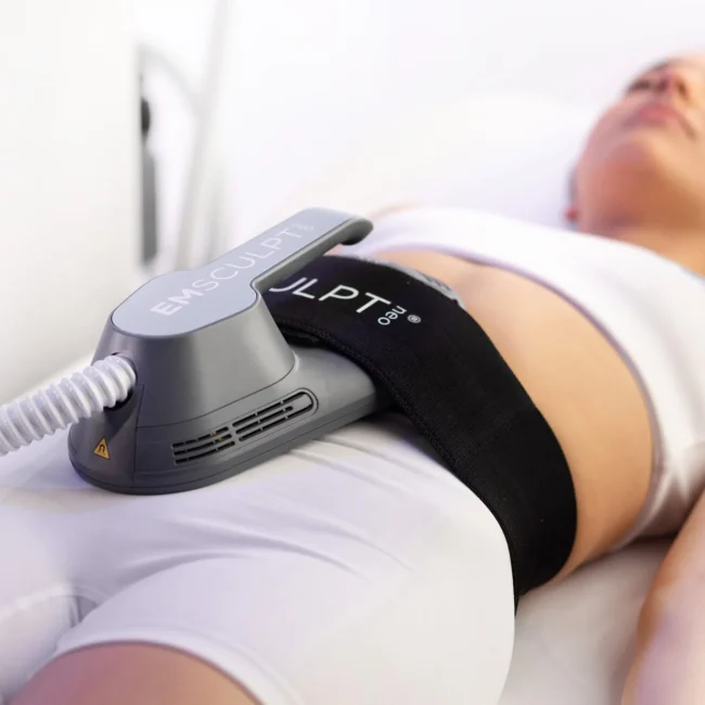 Emsculpt_Neo_PIC_Female-Abdomen_2860_ENUS100-2048x1366